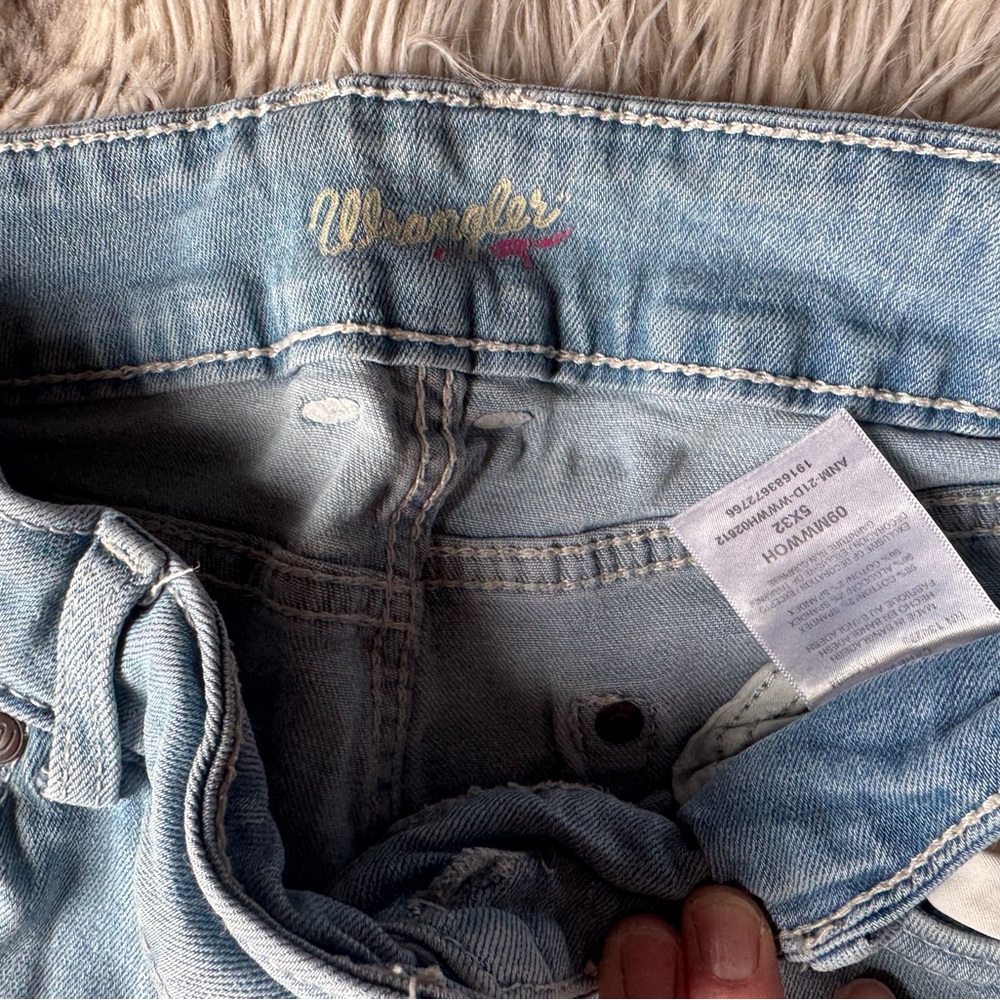 Wrangler Women's Denim Jeans in Light Blue